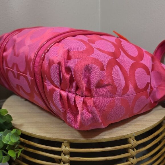 Coach Hot Pink Op Art C Signature Tote Bag - Picture 6 of 12